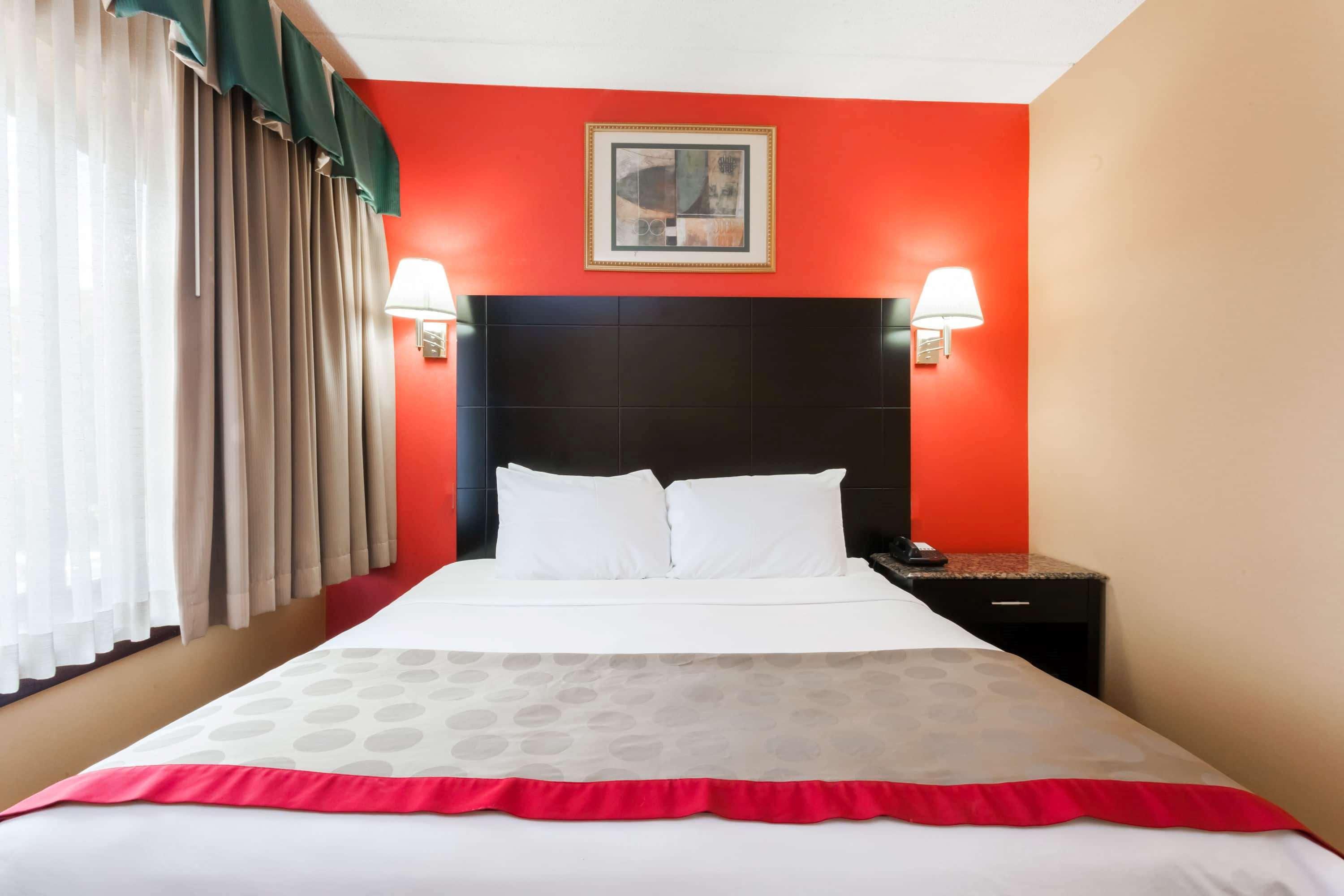 Hotel Ramada By Wyndham Newburgh/West Point Exteriér fotografie