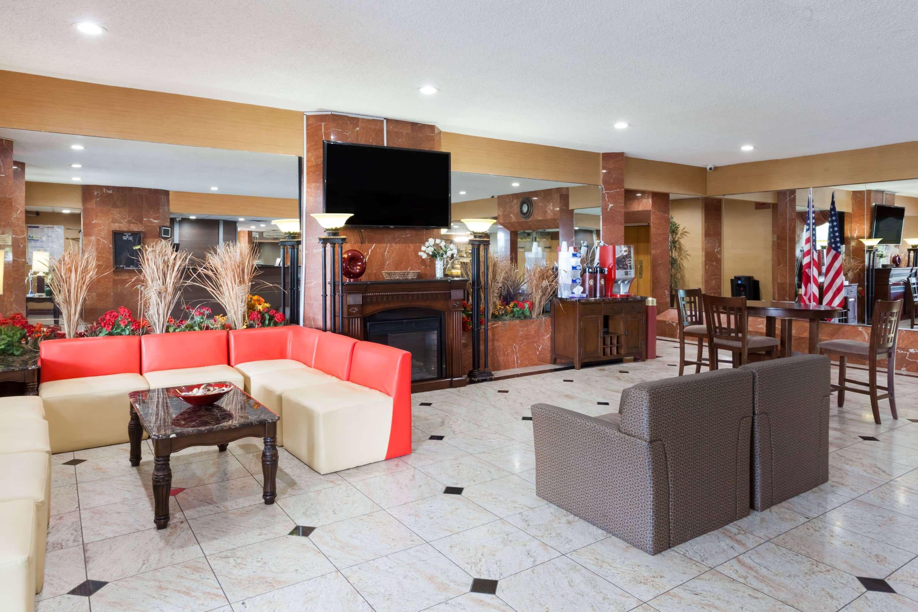 Hotel Ramada By Wyndham Newburgh/West Point Exteriér fotografie