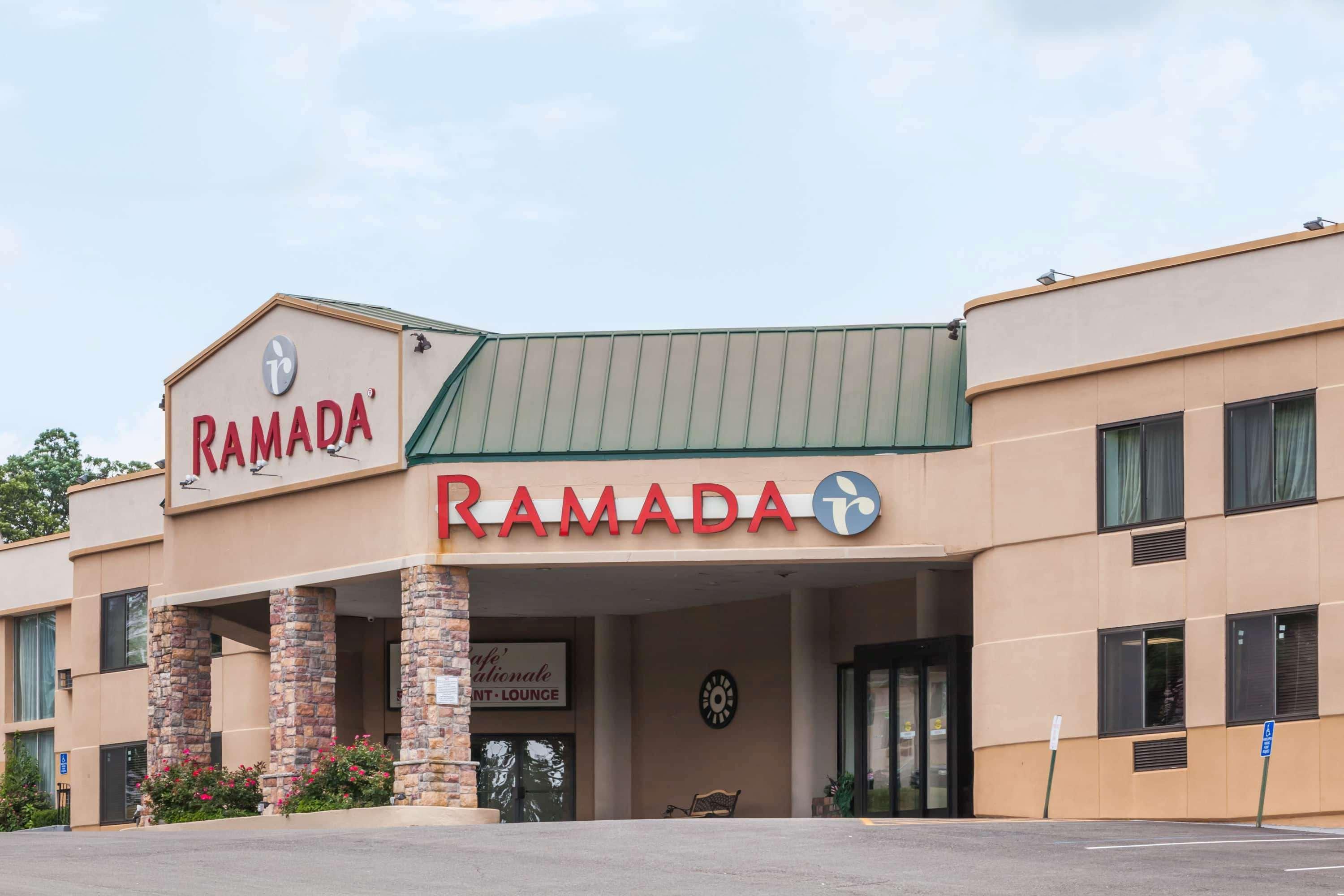 Hotel Ramada By Wyndham Newburgh/West Point Exteriér fotografie