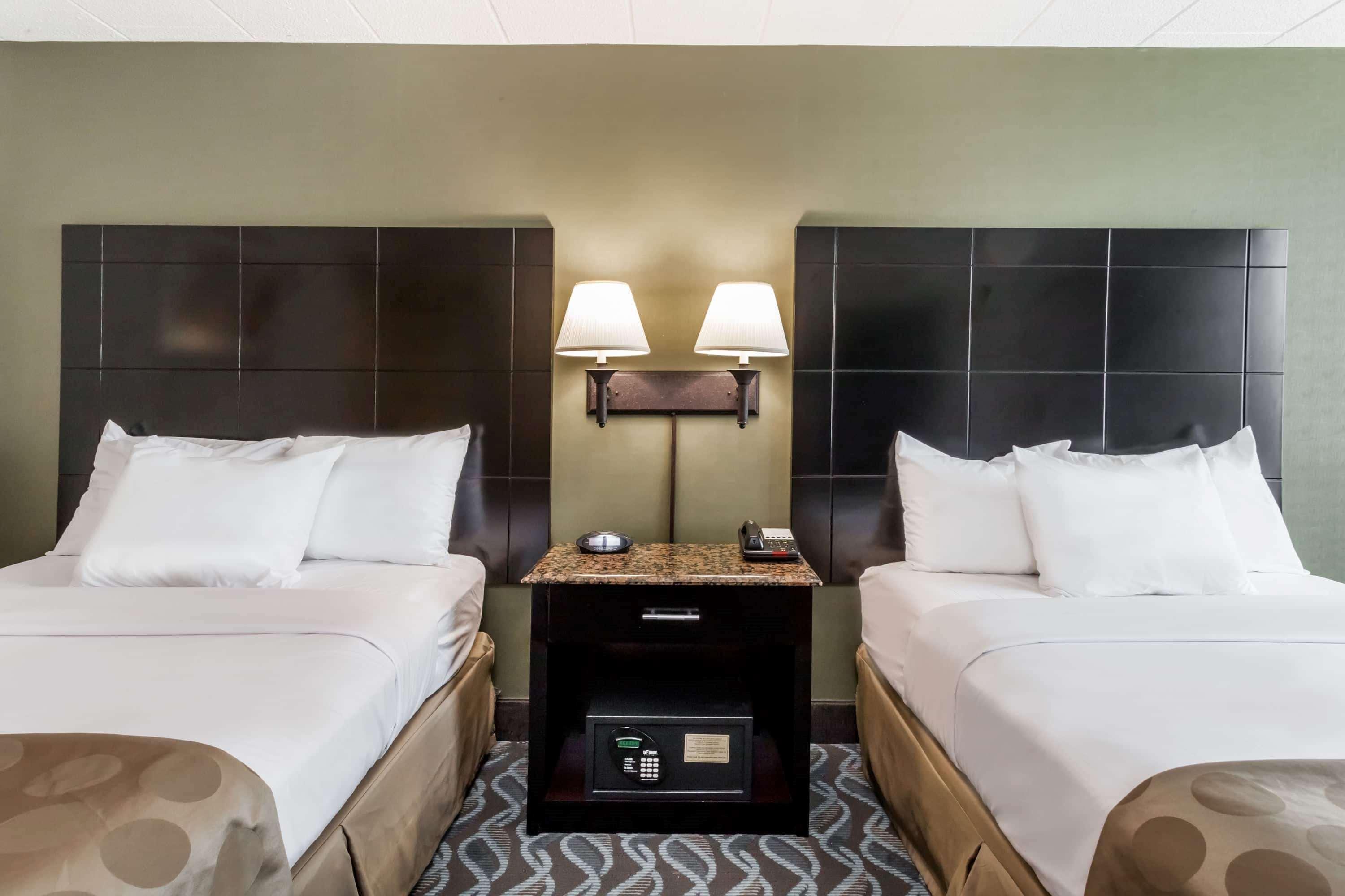 Hotel Ramada By Wyndham Newburgh/West Point Exteriér fotografie