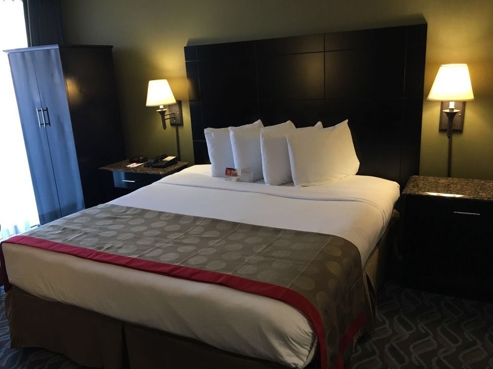 Hotel Ramada By Wyndham Newburgh/West Point Exteriér fotografie